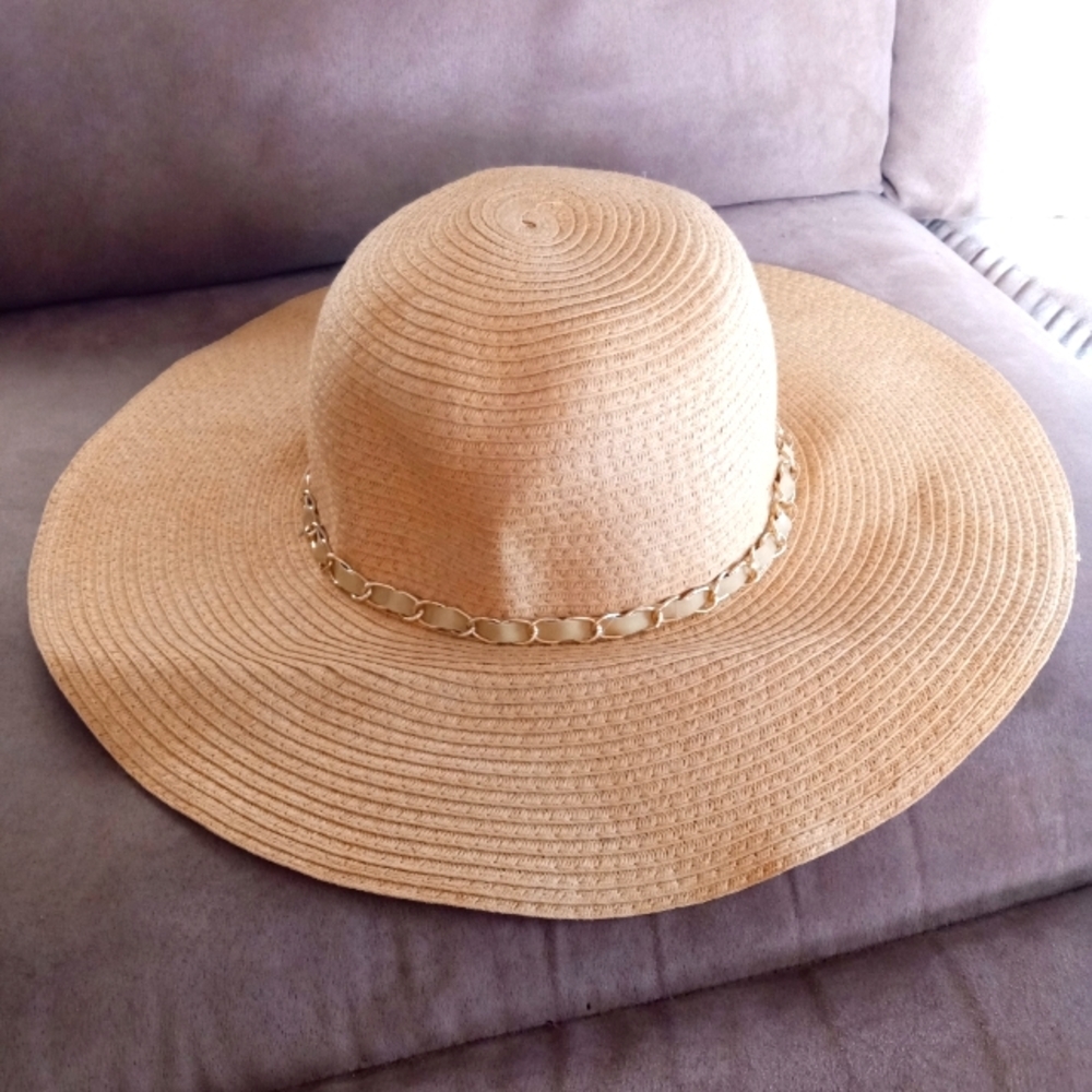 Sun hat